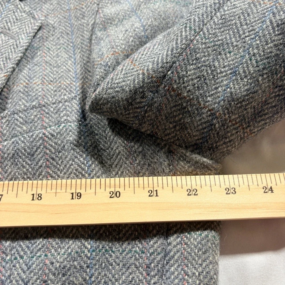 Oakton Ltd Wool Blazer Mens 46R Grey Herringbone Windowpane Sport Coat USA Made